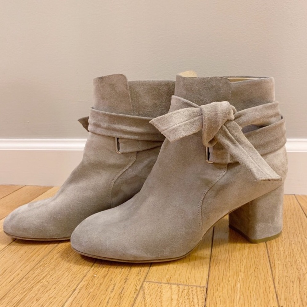 RARE Rag & Bone Go To Suede Neutral Ankle Boots - Picture 9 of 10